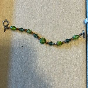 Green beaded bracelet